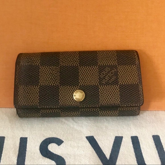 Louis Vuitton Other - Louis Vuitton 4 Key Holder Case Damier Ebene